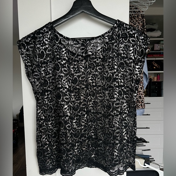 H&M lace top - Picture 3 of 3